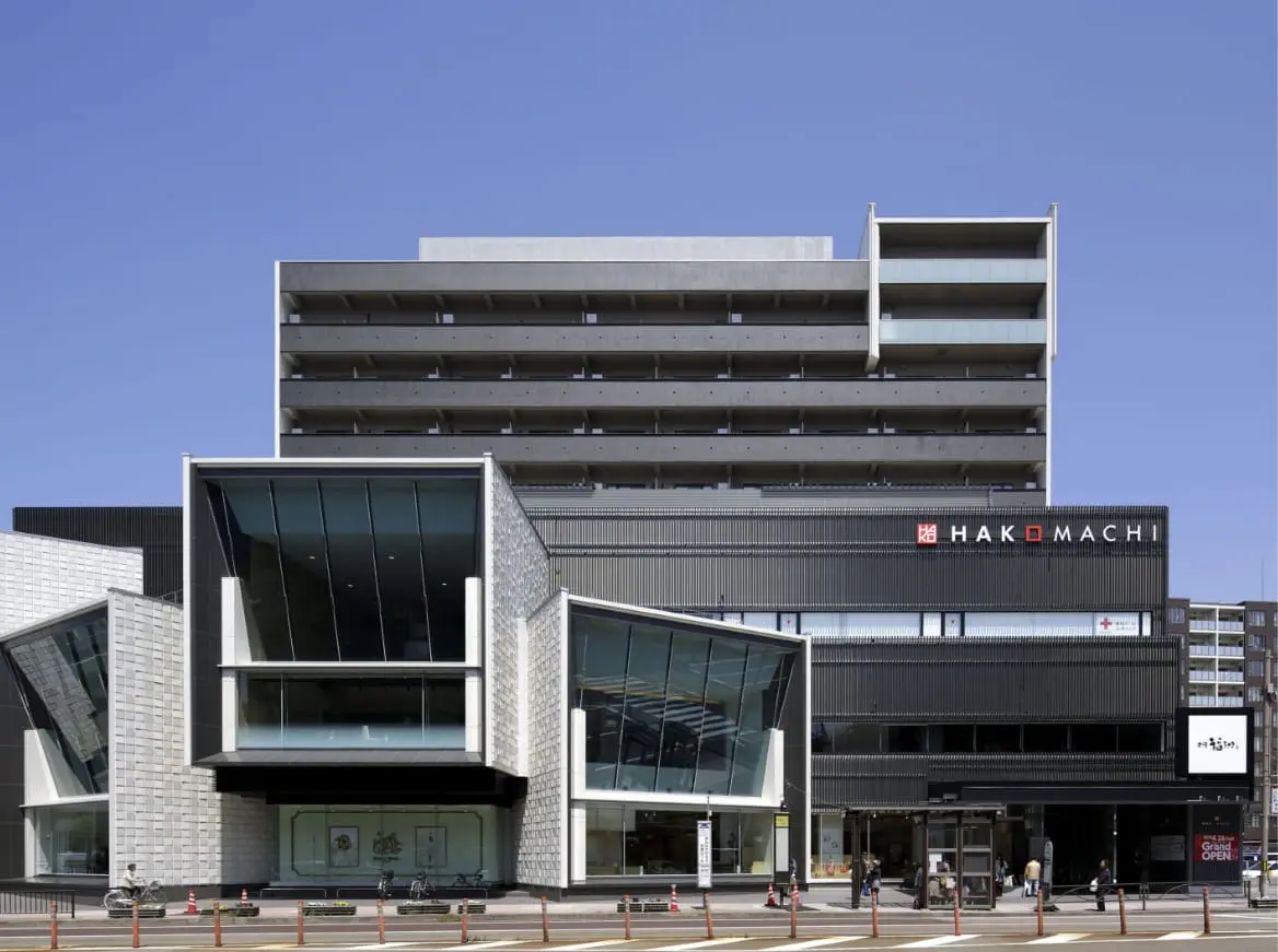 かなざわはこまちの外観