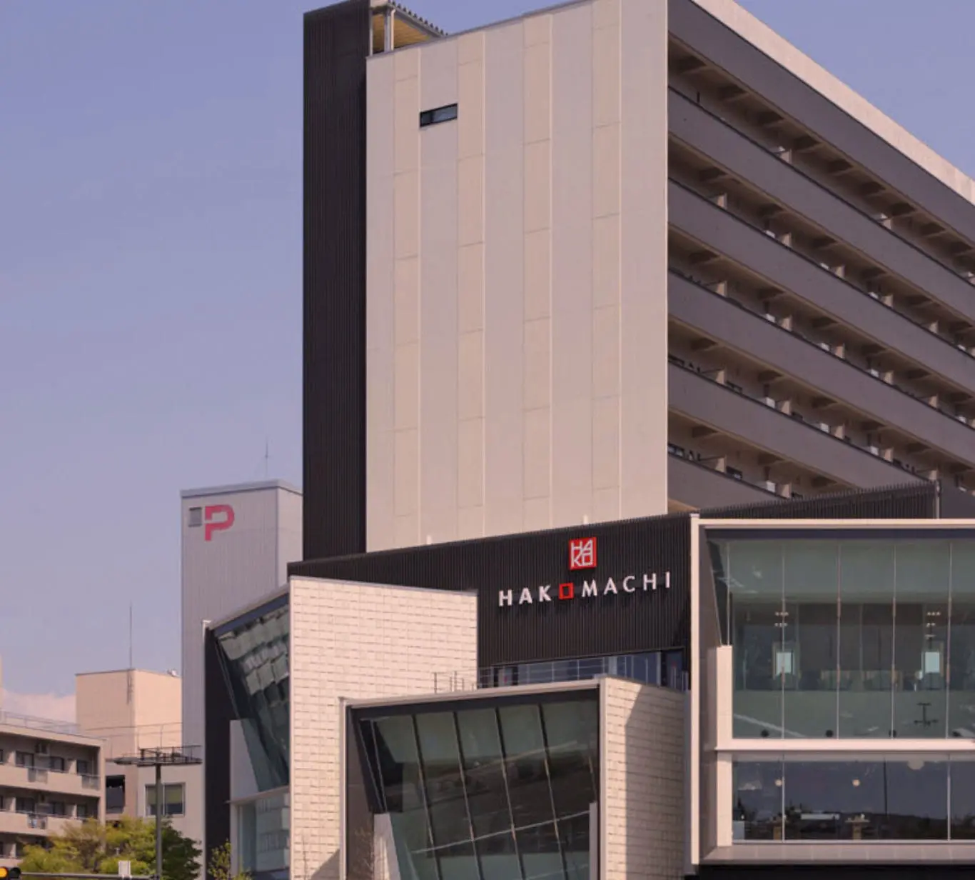 かなざわはこまちの建物